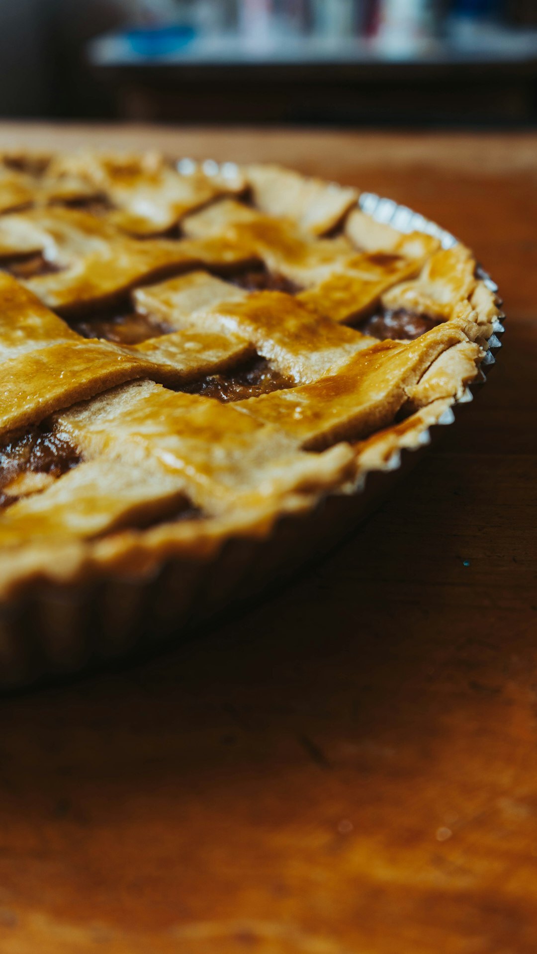 fruit pie baking